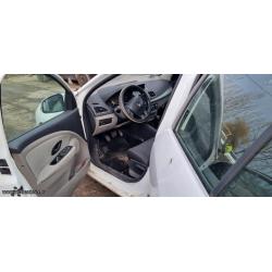 2011 Renault Megane 1.5 Diesel, manuális 6 sebességes - kulcs nincs! - kizárólag bontásra!