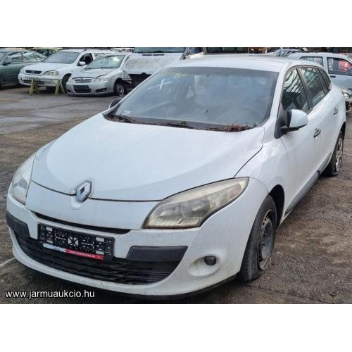 2011 Renault Megane 1.5 Diesel, manuális 6 sebességes - kulcs nincs! - kizárólag bontásra!
