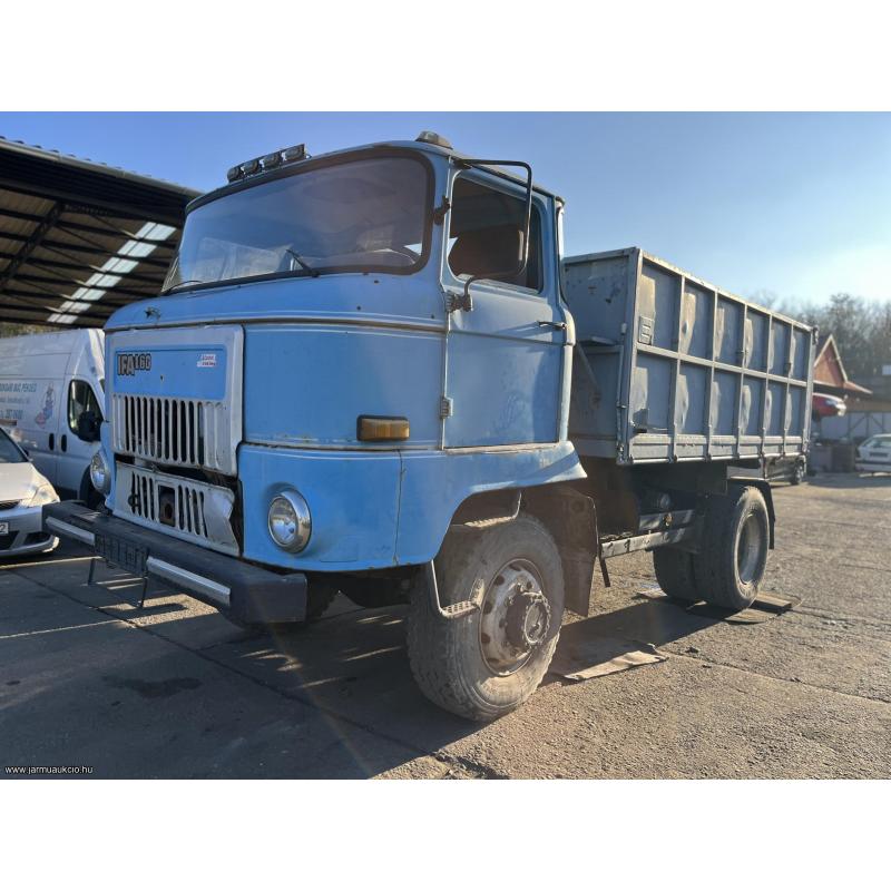 1989 IFA L60 4x4, 9160 ccm dízel, mechanikus váltóval, magasított plató felépítménnyel - kizárólag bontásra