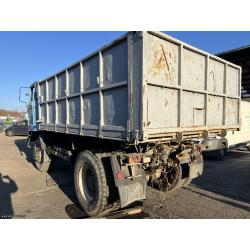 1989 IFA L60 4x4, 9160 ccm dízel, mechanikus váltóval, magasított plató felépítménnyel - kizárólag bontásra